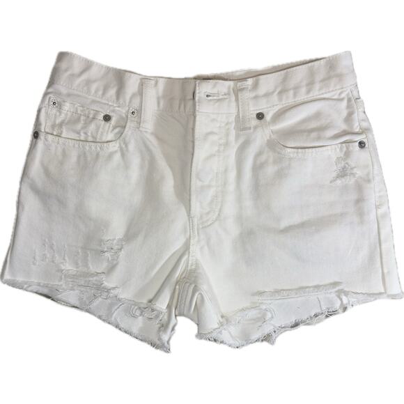 Free People We The Free Sofia White Distressed Denim Shorts Size 27 Hem - Picture 2 of 8